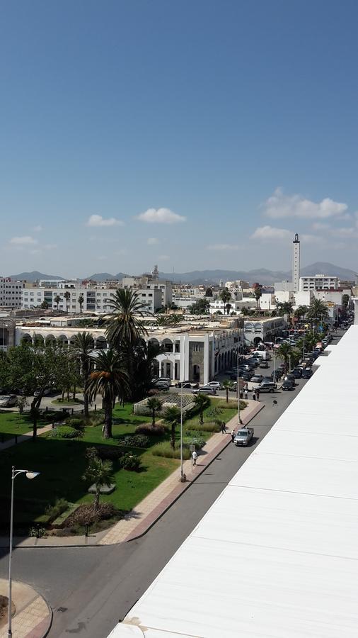 Hotel De La Mediterranee นาดอร์ ภายนอก รูปภาพ